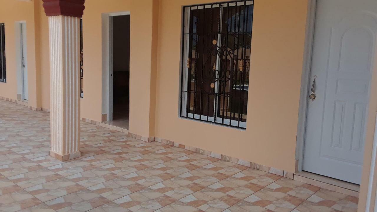 Apartamentos Nuevo Amanecer Río San Juan Eksteriør billede